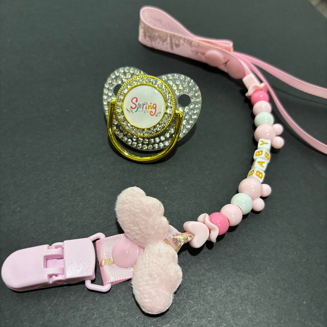 Baby Products Toys - かわいい漫画柄のシリコン製、新生児用おしゃぶり。歯が生える時期に安心感を与え、噛んで遊べるおもちゃ。人気商品。男の子にも女の子にも。