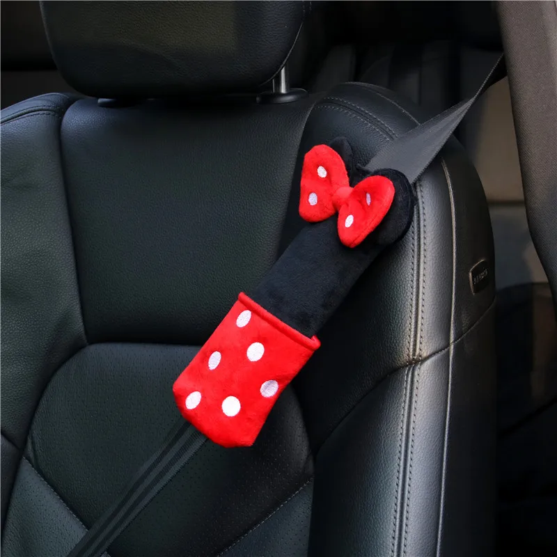 Infant Car Seat Cover - 女性と子供のための漫画の車の安全シートベルトカバー、豪華なショルダーパッド、保護蝶結び、パッド入り、女の赤ちゃんのためのアクセサリー