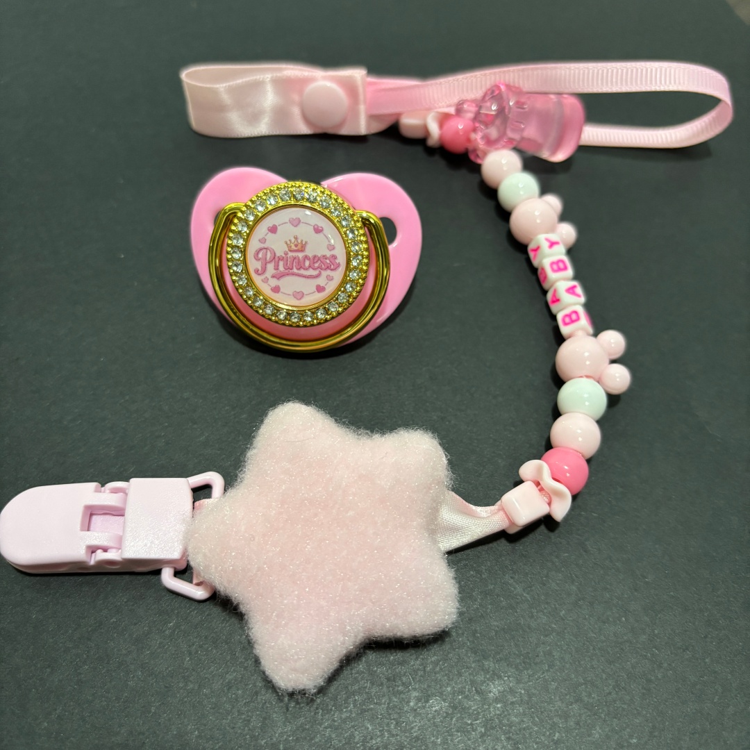 かわいい漫画柄のシリコン製、新生児用おしゃぶり。歯が生える時 - Baby Products Toys のレビューと価格